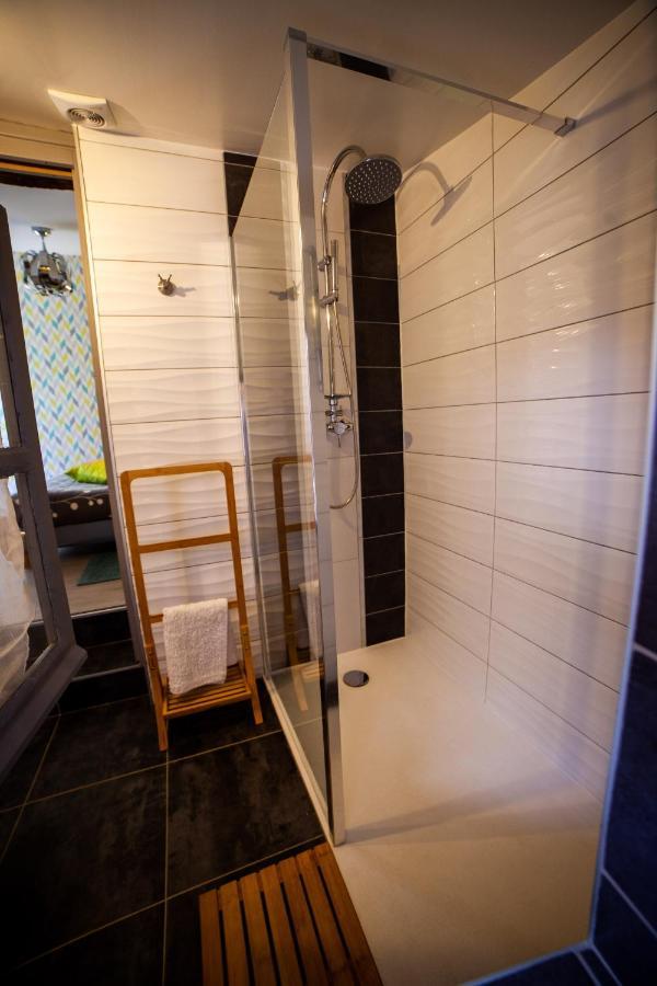 Ferienwohnung Mirguet Au Jardin Saint-Elix-le-Chateau Exterior foto